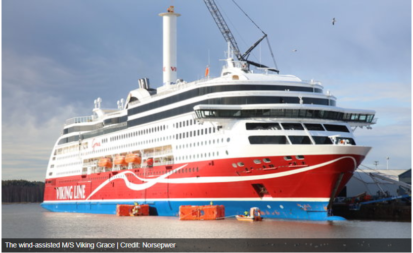 ship with reduced greenhouse gas emissions